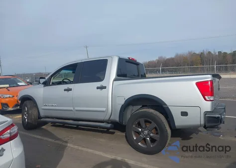 2015 Nissan Titan Sv z USA, uszkodzony, nr VIN 1N6BA0ED9FN511409